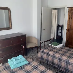 Appartamento Casa Bianca 4 - Confortevole In Centro A, Moneglia